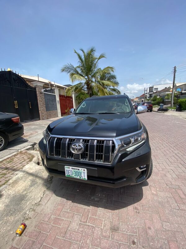2018 Toyota Prado Direct