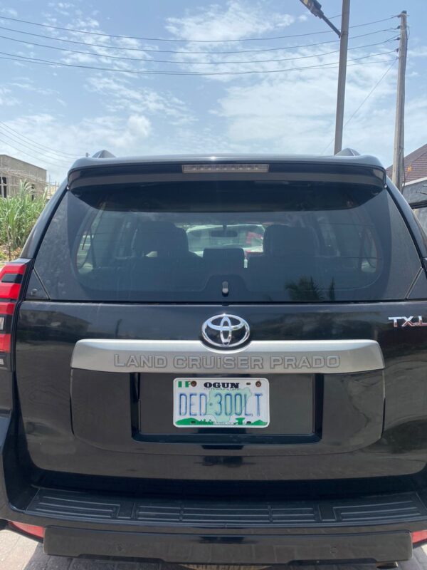 2018 Toyota Prado Direct - Image 2