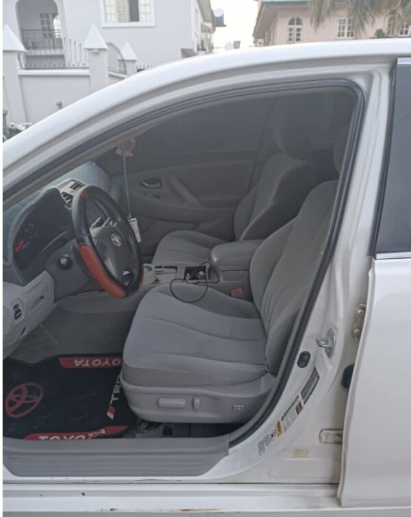 Toyota Camry 2011 - Image 7
