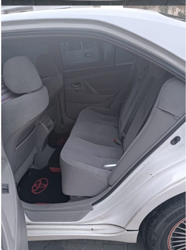 Toyota Camry 2011 - Image 5
