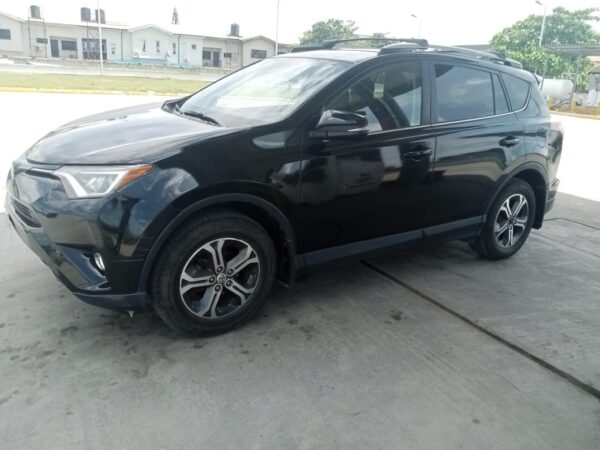 2019 Toyota RAV4 - Image 2