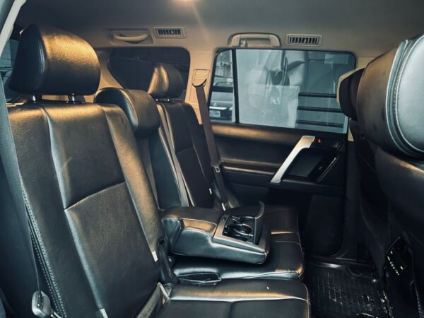 2016 Toyota Prado - Image 7