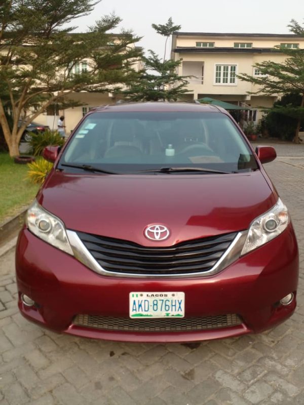2014 Toyota Sienna