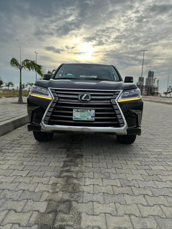 2018 Lexus LX570