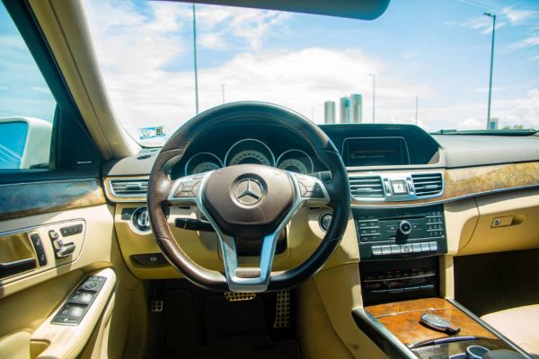 2016 Mercedes-Benz E350 - Image 3