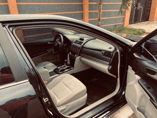 2012 Toyota Camry - Image 6