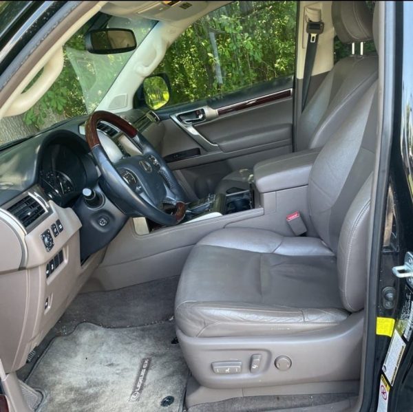 2015 Lexus GX460 - Image 7