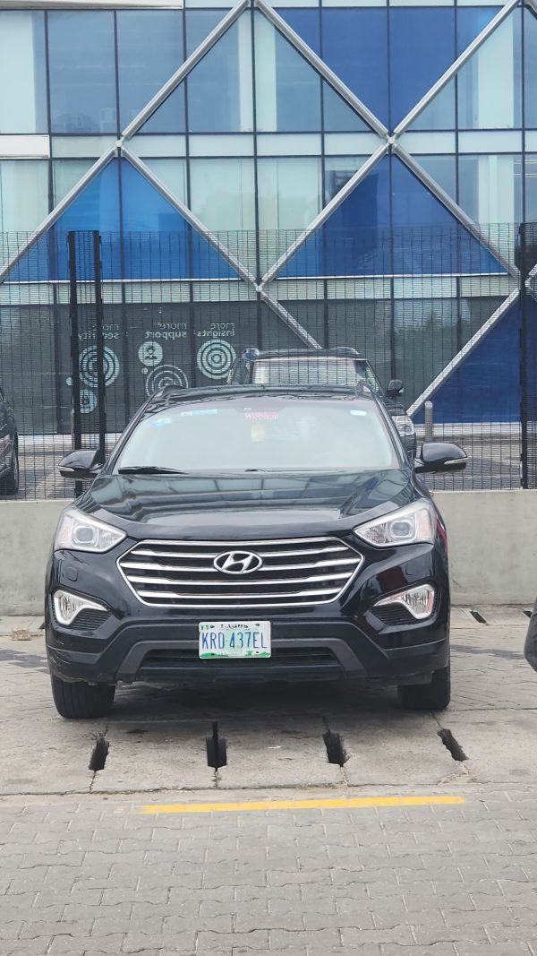 2016 Hyundai Santafe - Image 4