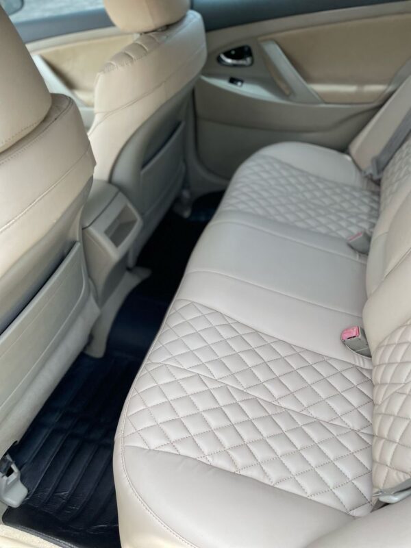2010 Toyota Camry - Image 3